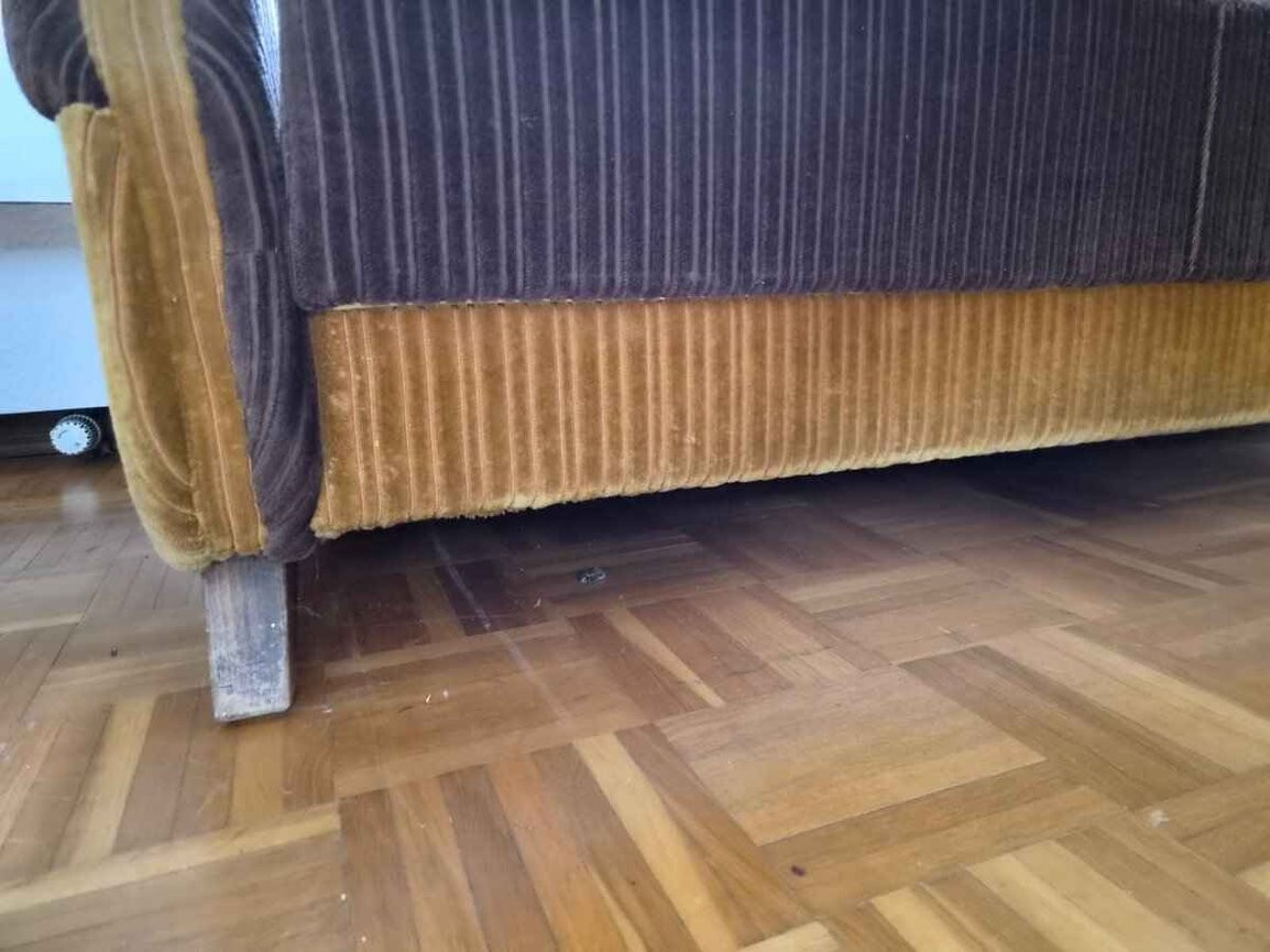 Couch Dreisitzer grau schlicht Vintage – Bild 3