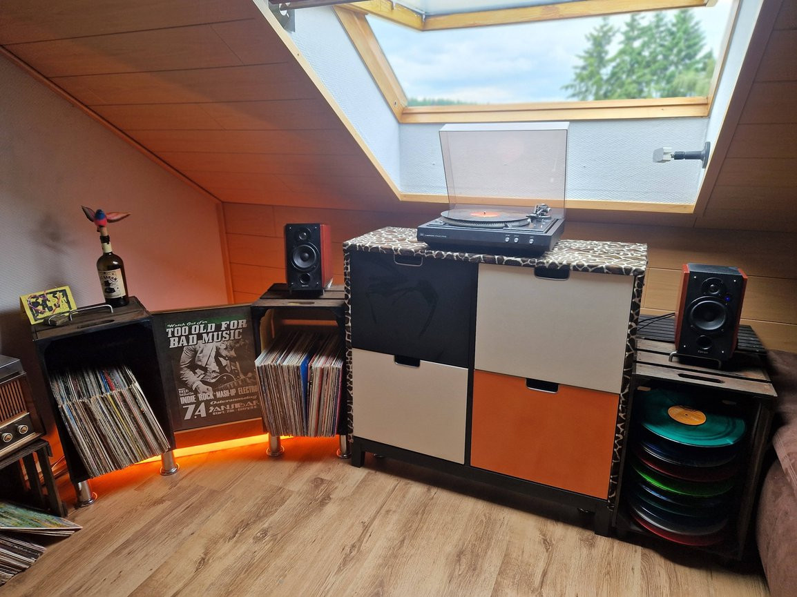 Upcycling Plattenspielerschrank Ikea Eigenbau