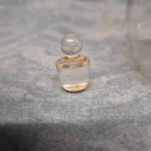 Glasgefäße / Labor- und Apothekerflaschen, 4 Stück