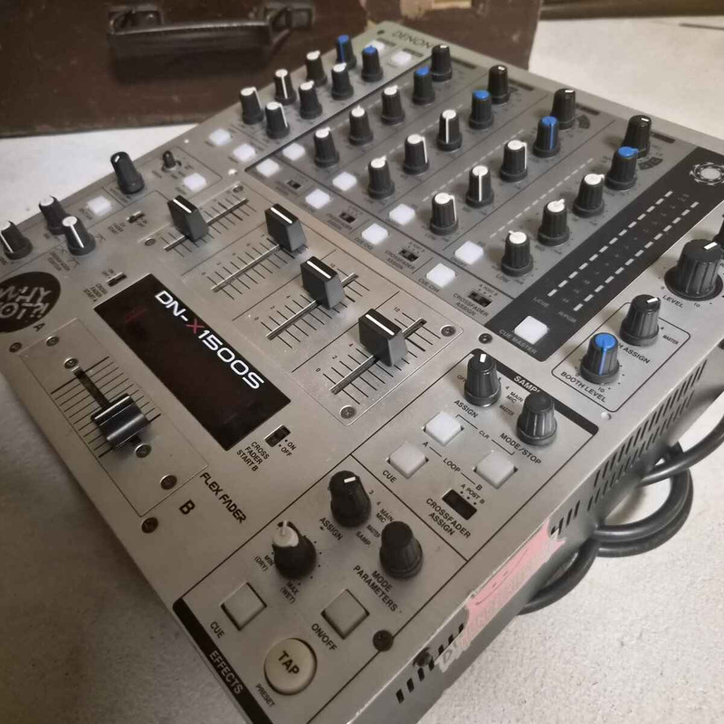 Denon DN-X1500S DJ-Mixer silber