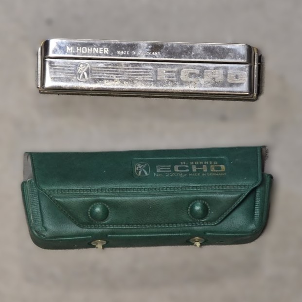 Hohner Echo Mundharmonika mit Etui
