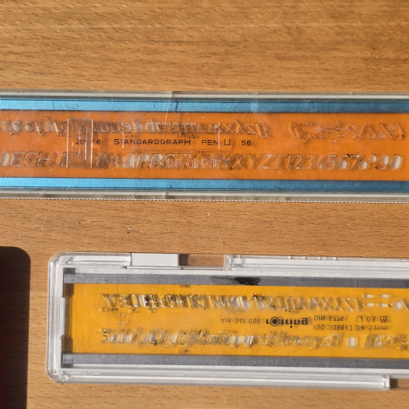 Lineale und Zeichenschablonen Set – Bild 2