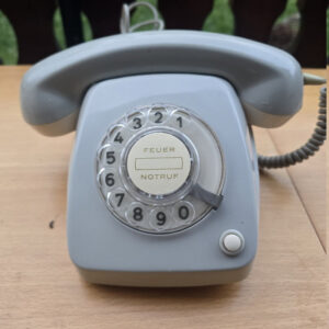Wählscheiben-Telefone & Fernmelde-Klassiker